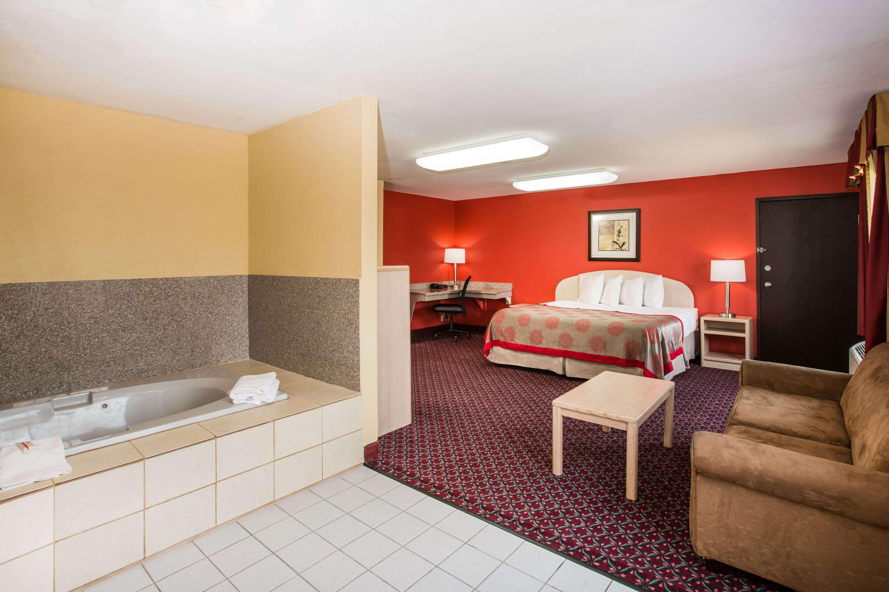 Ramada By Wyndham Sioux Falls Eksteriør billede
