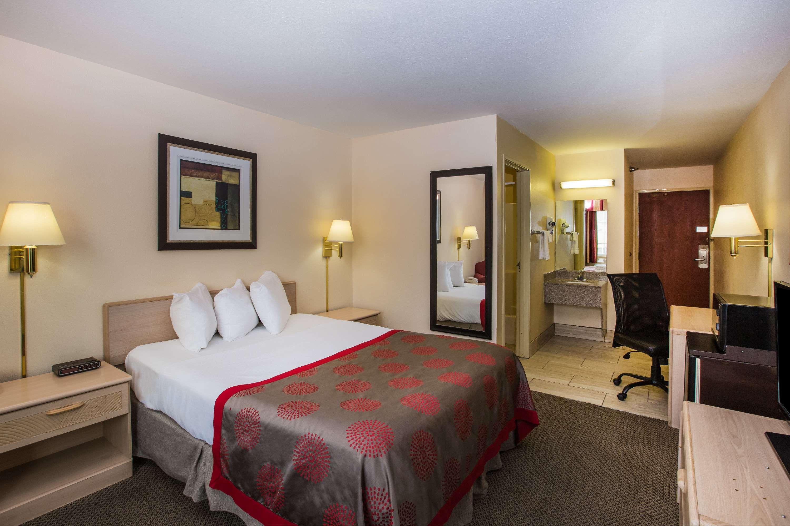 Ramada By Wyndham Sioux Falls Eksteriør billede