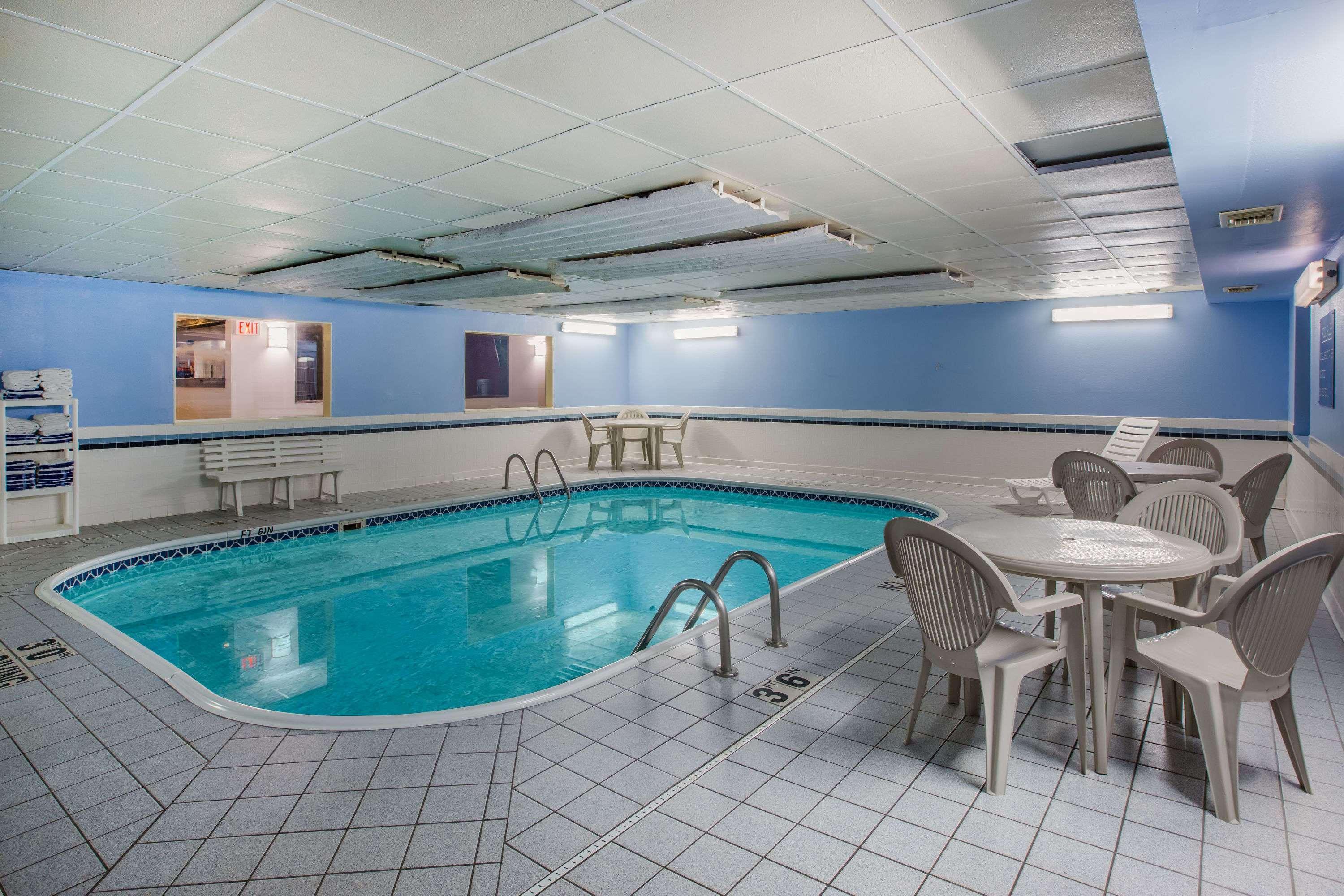 Ramada By Wyndham Sioux Falls Eksteriør billede