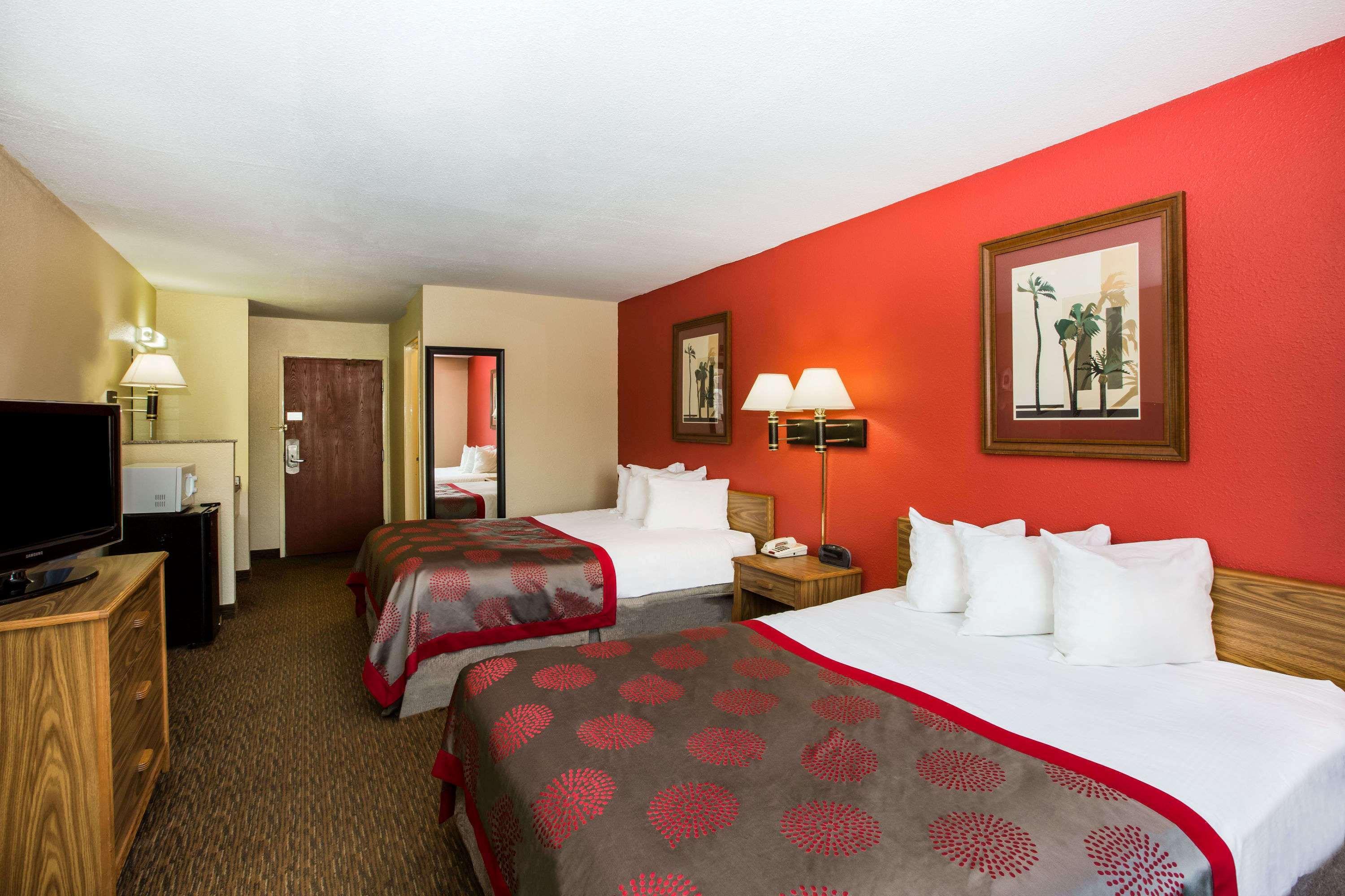 Ramada By Wyndham Sioux Falls Eksteriør billede